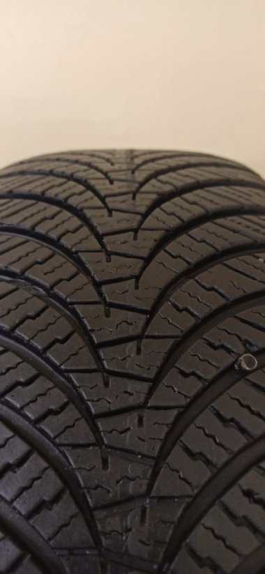 Falken Euroall Season 205/60 R16 96V 5 - 6 mm (Použité)