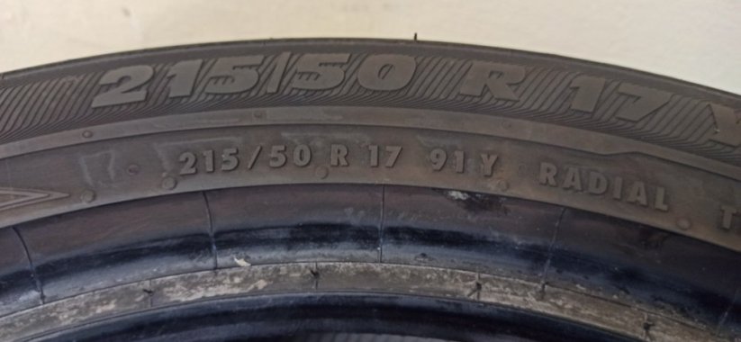 Semperit Speed-Life 215/50 R17 91Y 6,5mm (Použité)