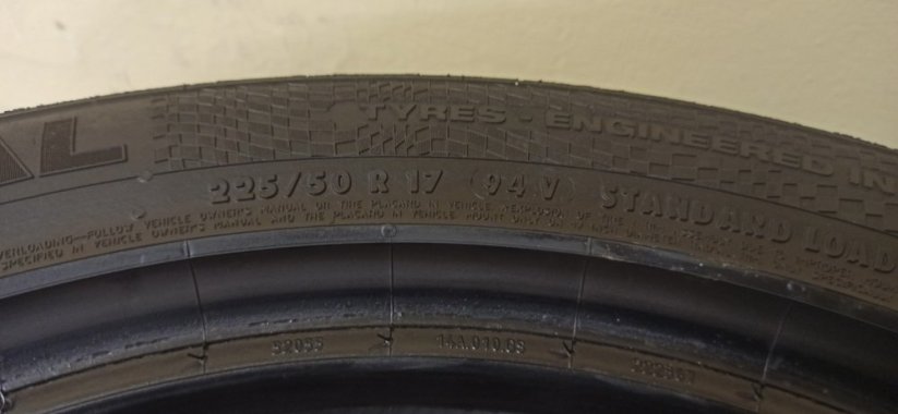 Continental Sport Contact 2 225/50 R17 94V 5,5 mm (Použité)