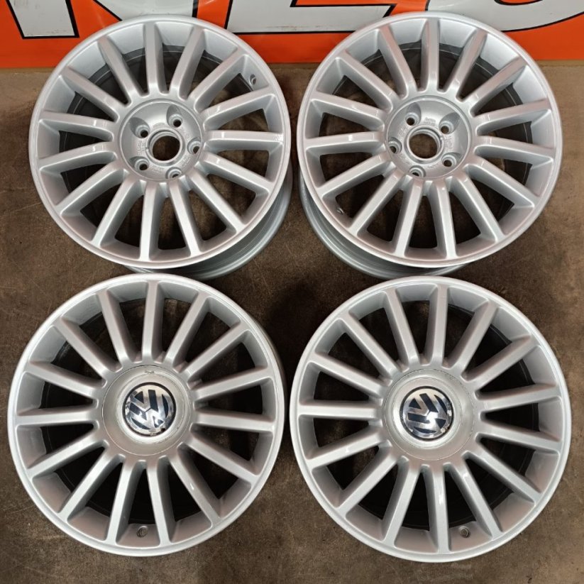 Originální kola Volkswagen Passat 17", PO RENOVACI