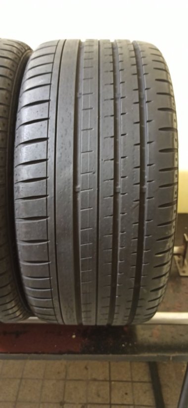 Continental SportContact 2 275/40 R19 105Y 5-5,5mm (Použité)