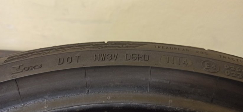 Continental ContiSportContact 225/35 R18 87W 3-4mm (Použité)