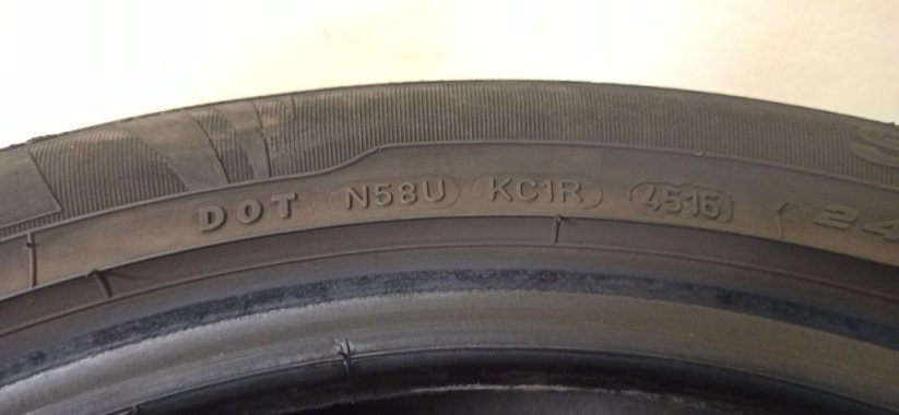 Fulda SportControl 245/45 R18 100Y 4-5mm (Použité)
