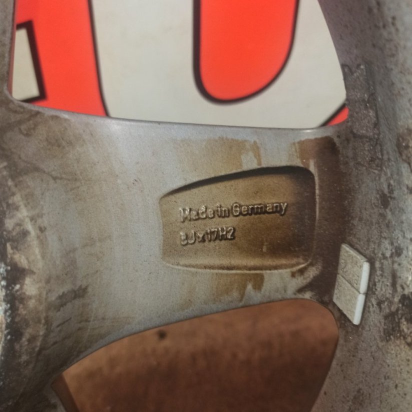 ALU kola Ronal 5x112, ET45, zimní pneu 235/60 R17