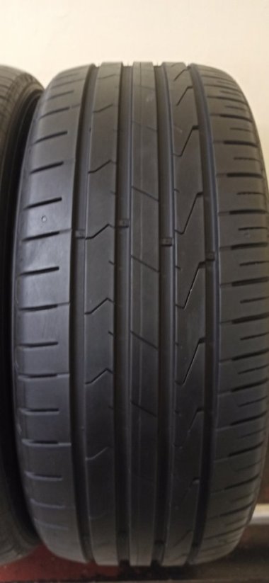 Hankook Ventus Prime 3 225/45 R18 91V 5 - 5,5 mm (Bazarové)