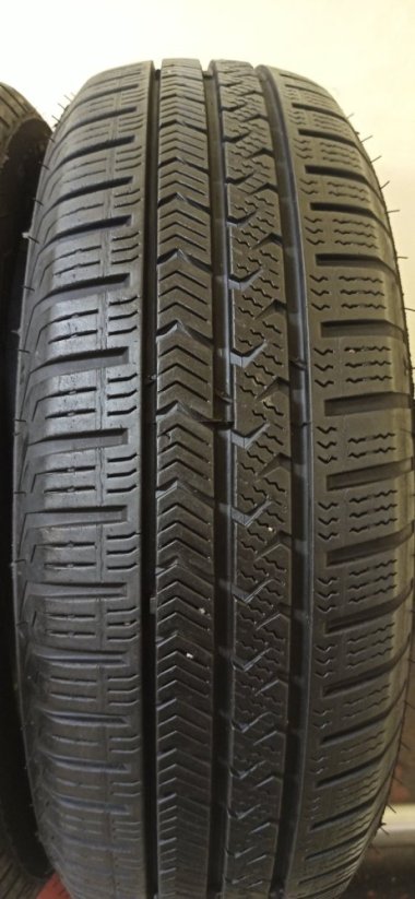 Vredestein Quatrac 5 165/70 R14 81T 5,5 mm (Bazarové)
