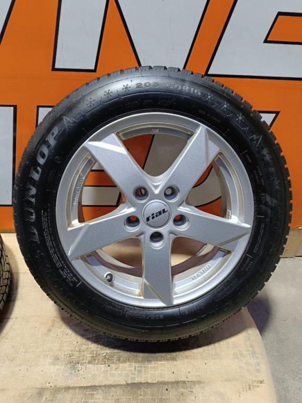 Alu kola Rial 6,5x16'' ET33 + zimní pneu 205/60R16