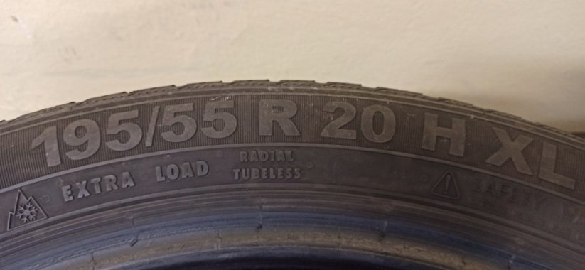 Semperit Speed - Grip 3 195/55 R20 95H 5mm (Bazarové)
