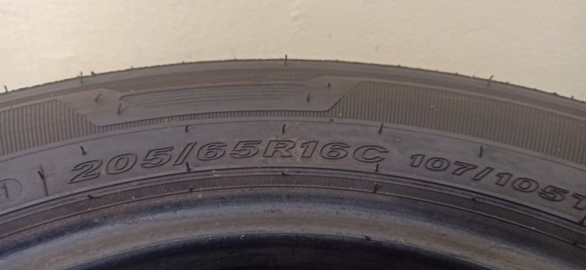 Nexen Roadian CT8 205/65 R16C 107/105T 8mm (Bazarové)