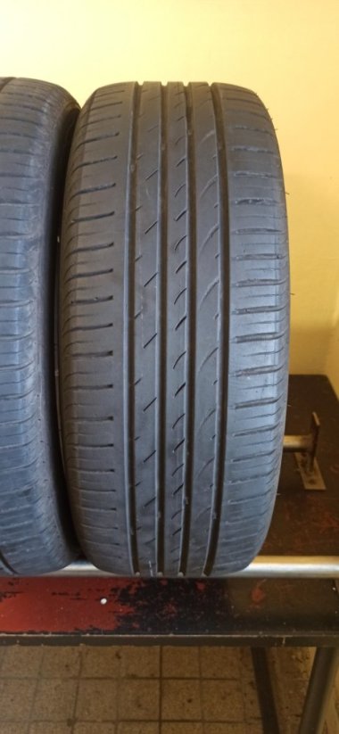 Nexen N Blue HD 215/55 R17 94V 4,5 - 5,5 mm (Bazarové)