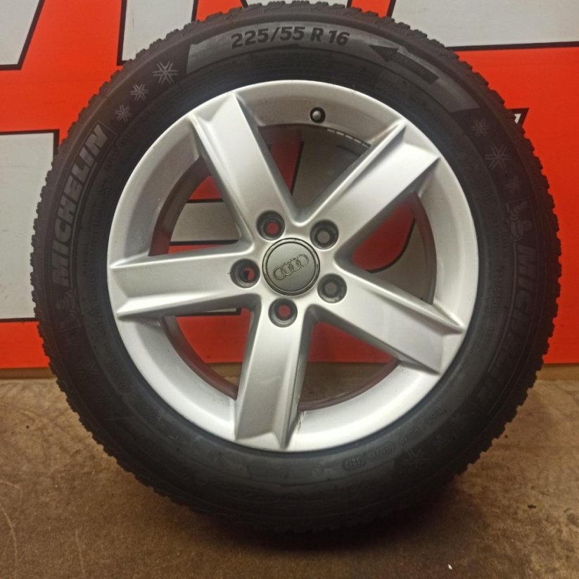 ALU kola Audi A4, 5x112 ET46 zimní pneu 225/55 R16