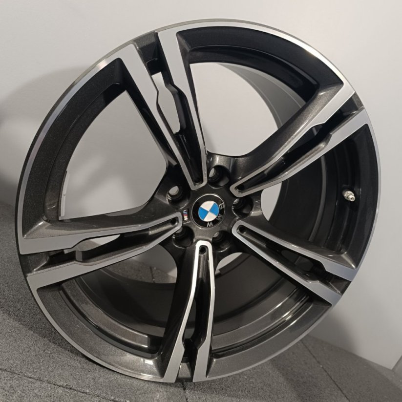 Alu kola BMW M5 (F90) dvourozměr 9,5'' + 10,5x19''