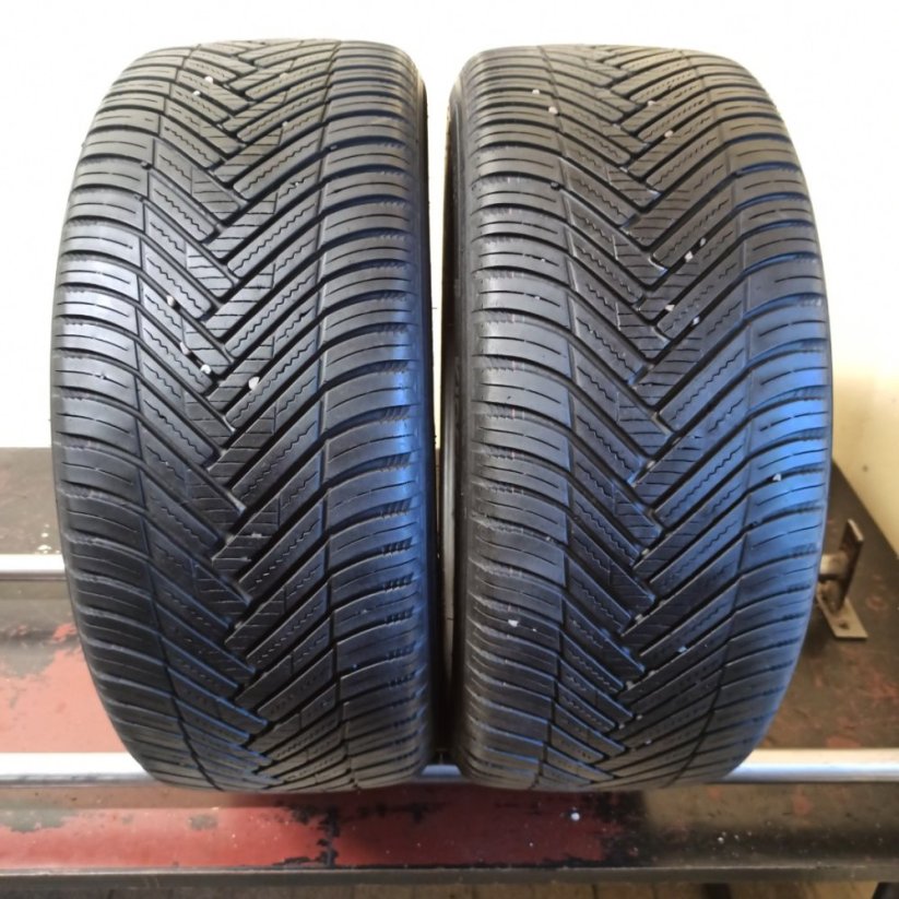 Hankook Kinergy 4S2 235/45 R18 98Y 4,5-5,5mm (Bazarové)