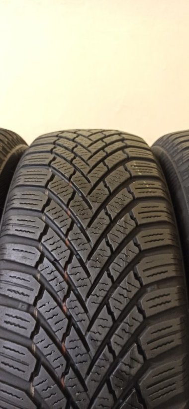 Continental WinterContact 185/65 R15 88T 4,5-6,5mm (Bazarové)