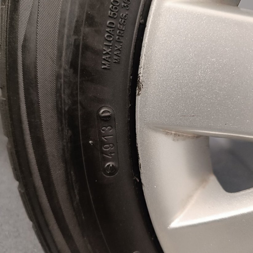 ALU kola Citroen C5, Berlingo, Xsara letní pneu 15