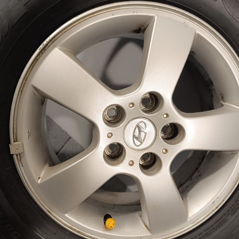 ALU kola Hyundai Tucson, letní pneu 215/65 R16