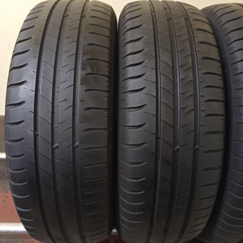 Michelin Energy Saver 195/65 R15 91V 4 - 5 mm (Použité)