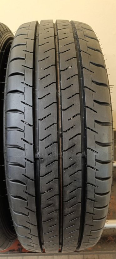 Falken Linam Van01 205/65 R16C 107/105T 8 mm (Použité)