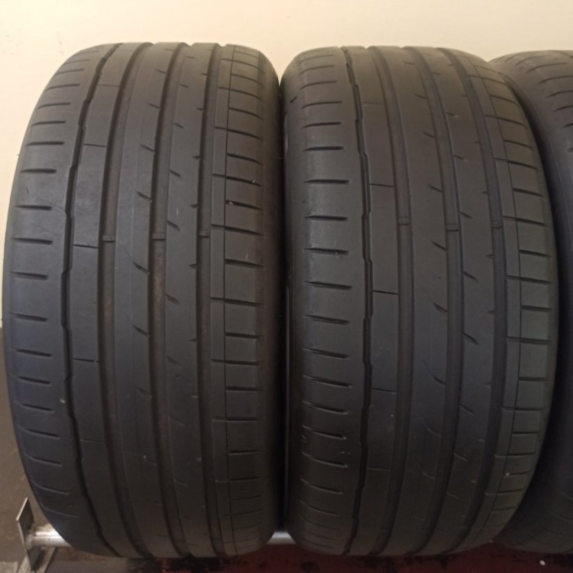 Hankook Ventus 255/45 R19 104W 4,5 - 5,5 mm (Použité)