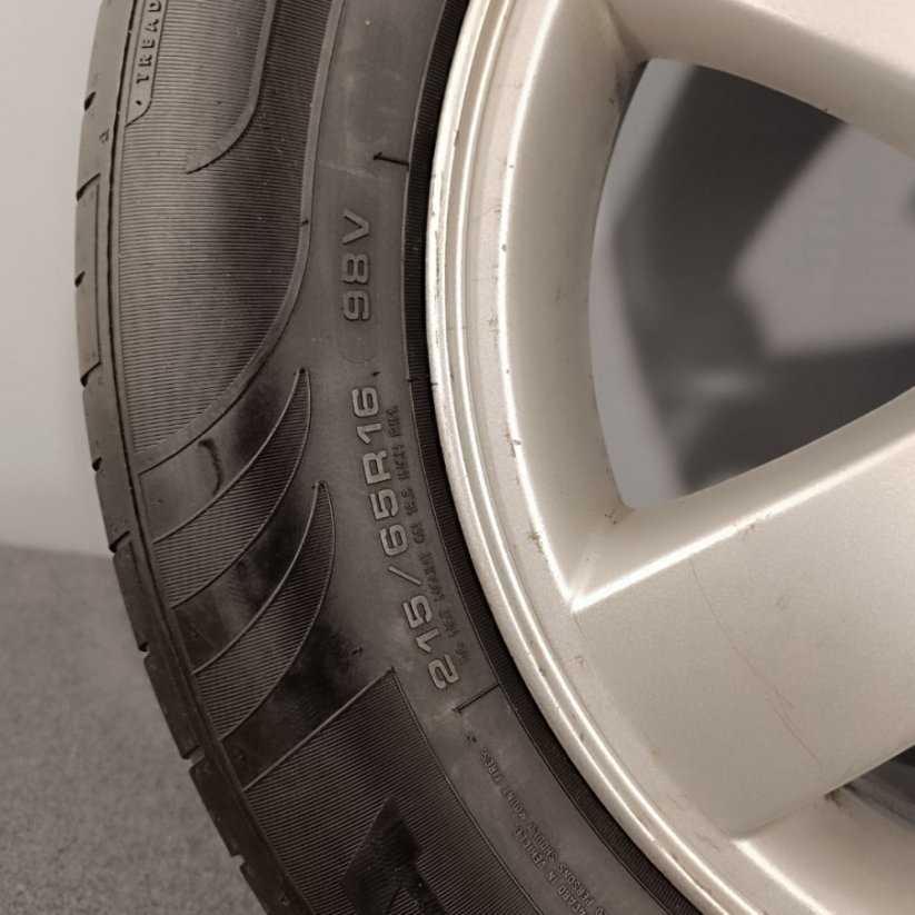 ALU kola Hyundai Tucson, letní pneu 215/65 R16