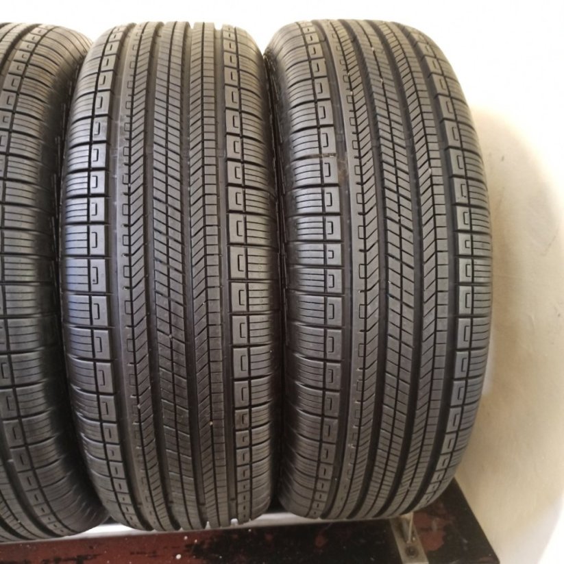 Continental CrossContact RX 255/70 R16 111T 9 mm (Bazarové)