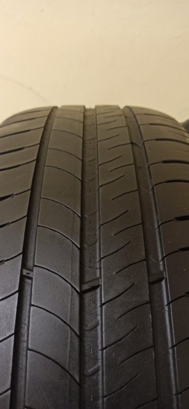 Michelin Energy Saver 205/60 R16 92H 3,5 mm (Bazarové)