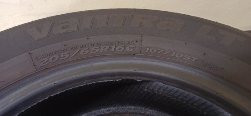 Hankook Ventra LT 205/65 R16C 107/105T 6,5 mm (Bazarové)