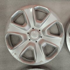 Poklice Ford Fiesta 15" (bazarove)