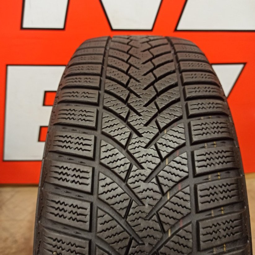 Kola na Opel Astra zimní pneu Semperit 205/55R16