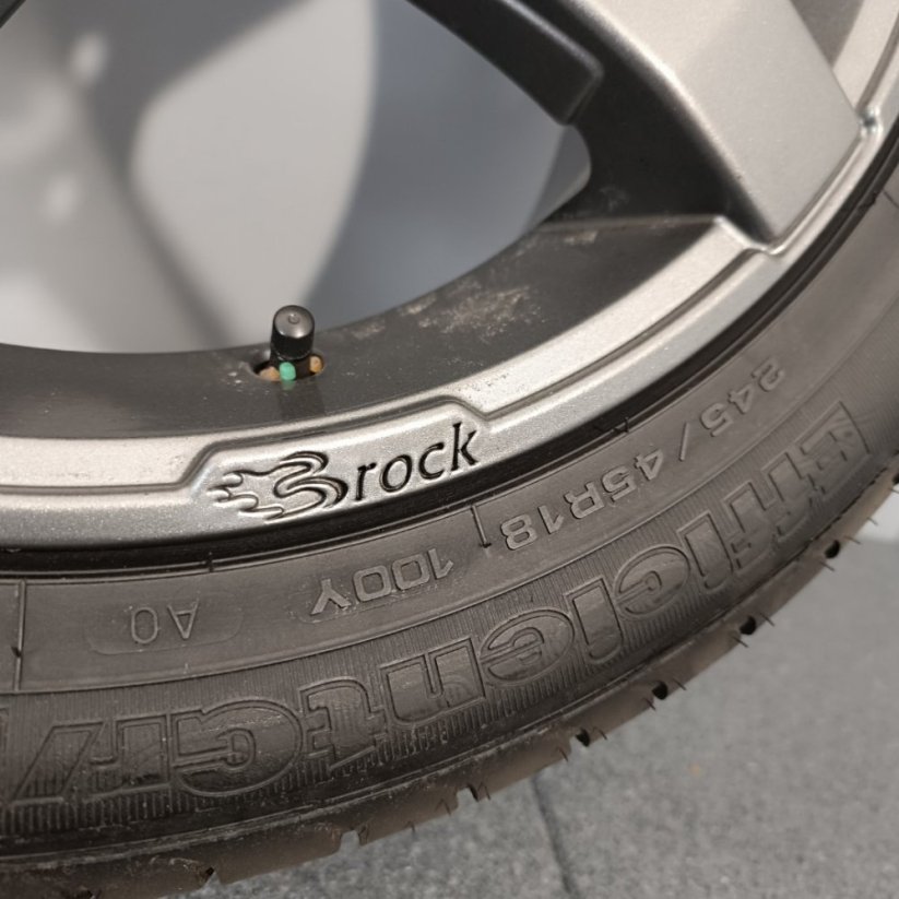 ALU kola Brock 5x112 + letní pneu 245/45 R18