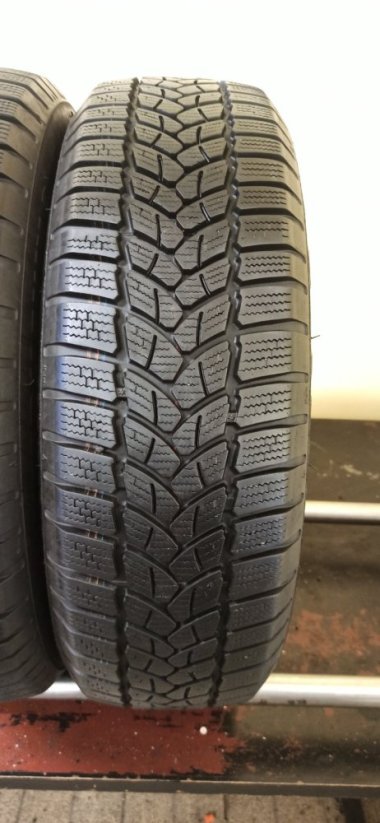 Firestone Winterhawk 3 185/65 R15 88T 5,5 mm (Bazarové)