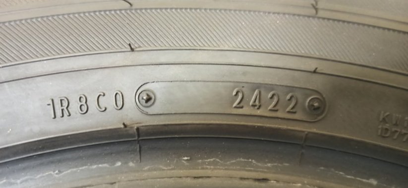 Falken EUROWINTER VAN 01 225/60 R16C 9mm (Bazarové)