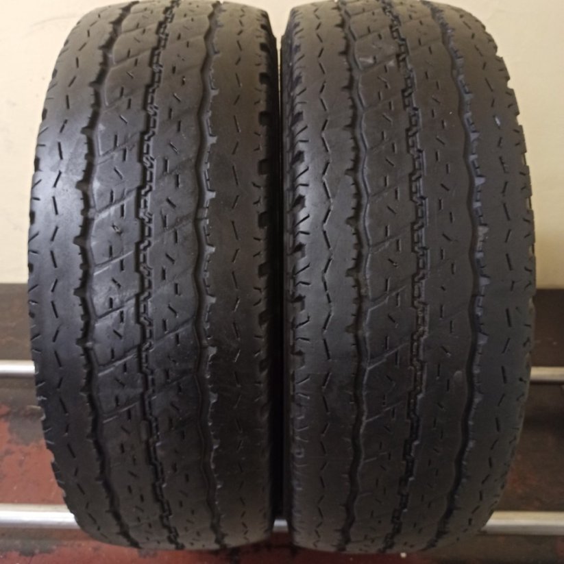 Bridgestone Duravis 215/70 R15C 109/107S 4,5 mm (Bazarové)