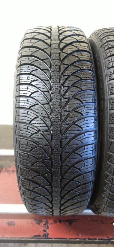 Fulda 185/60 R15 84T 1x6-6,5mm 1x5-6mm (Bazarové)