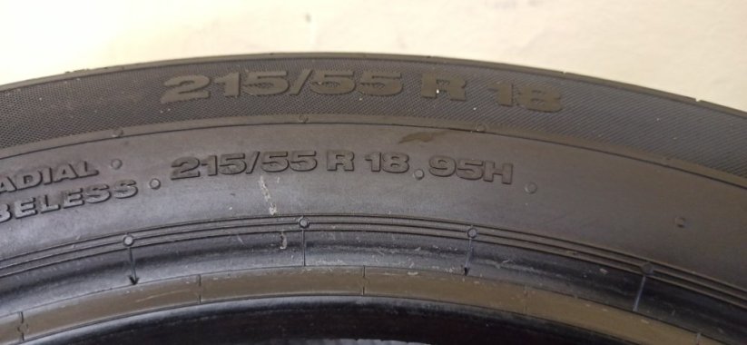 Continental 215/55 R18 95H 5,5-6mm (Bazarové)