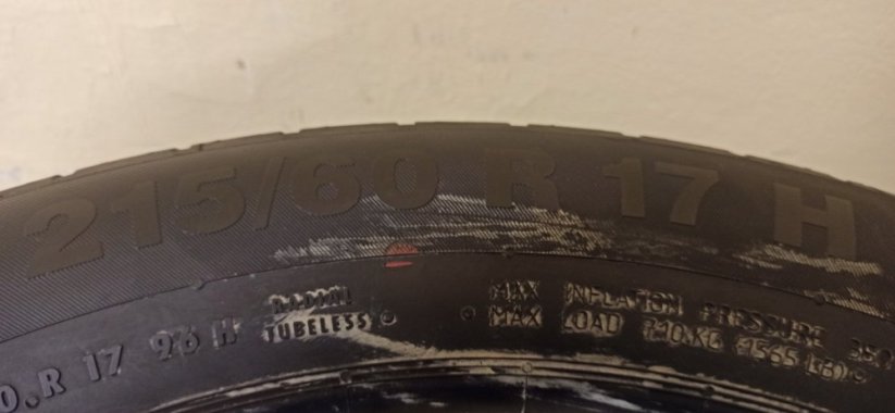 Continental Conti Eco 215/60 R17 96H 4,5 mm (Bazarové)