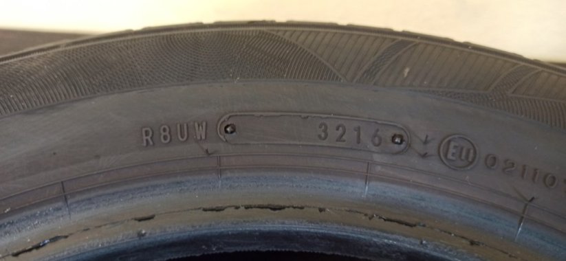 Falken Sincera SN832 Ecorun 165/70 R14 81T 4 mm (Použité)