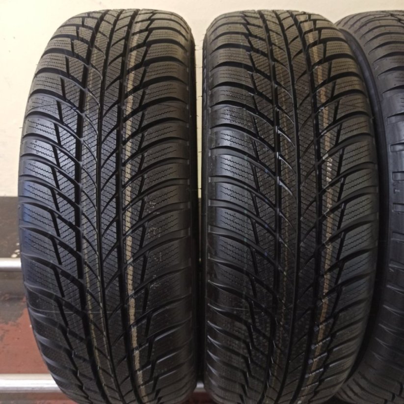 Bridgestone Blizzak LM001 185/60 R16 86H 8 mm