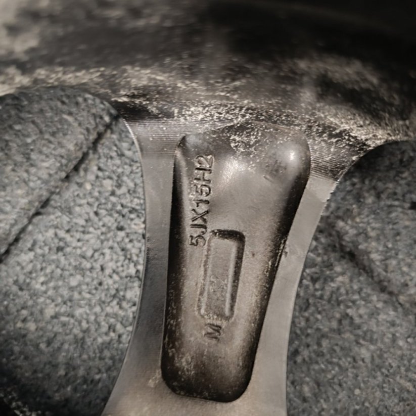 Dvourozměrná kola Keskin na Smart Fortwo 3x112 15"