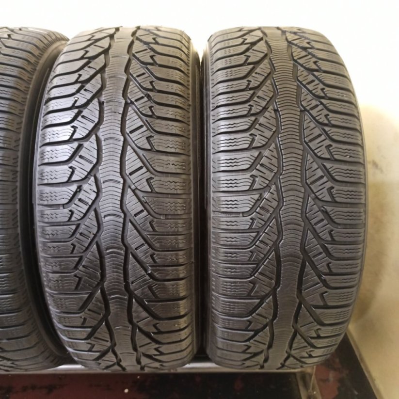 Kleber Krisalp HP2 215/60 R16 99H 5,5 - 6 mm (Použité)