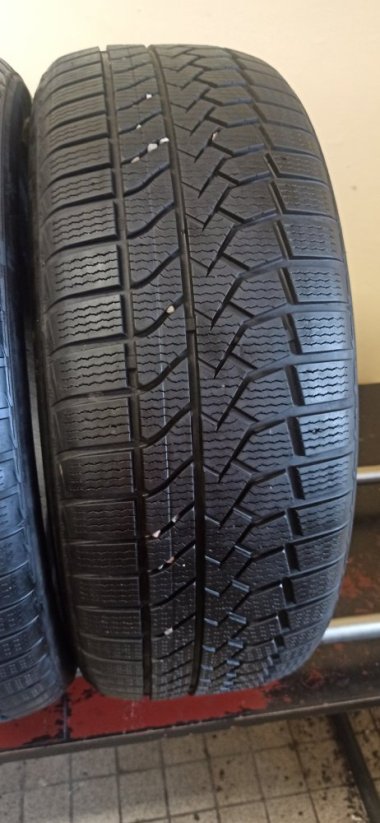Goodride 235/50 R19 103V 5,5-6mm (Bazarové)