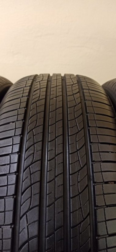 Pirelli Cinturato P7 235/60 R19 107H 6,5 - 7 mm (Bazarové)