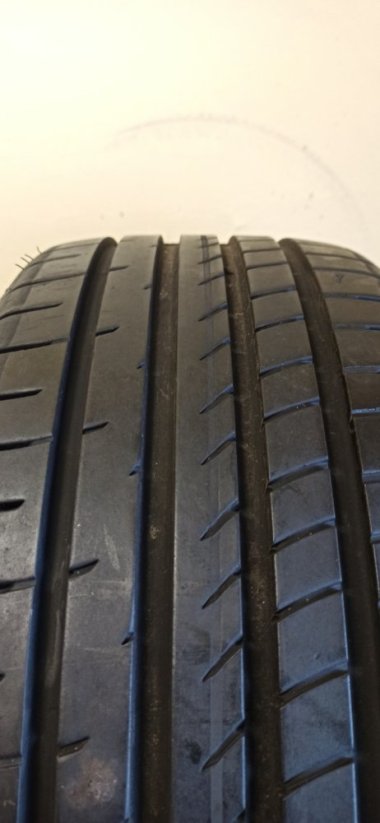 Goodyear Eagle F1 205/40 R17 84Y 6,5mm (Použité)