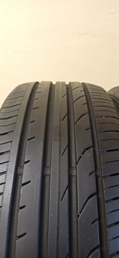 Continental 215/55 R18 95H 5,5-6mm (Použité)