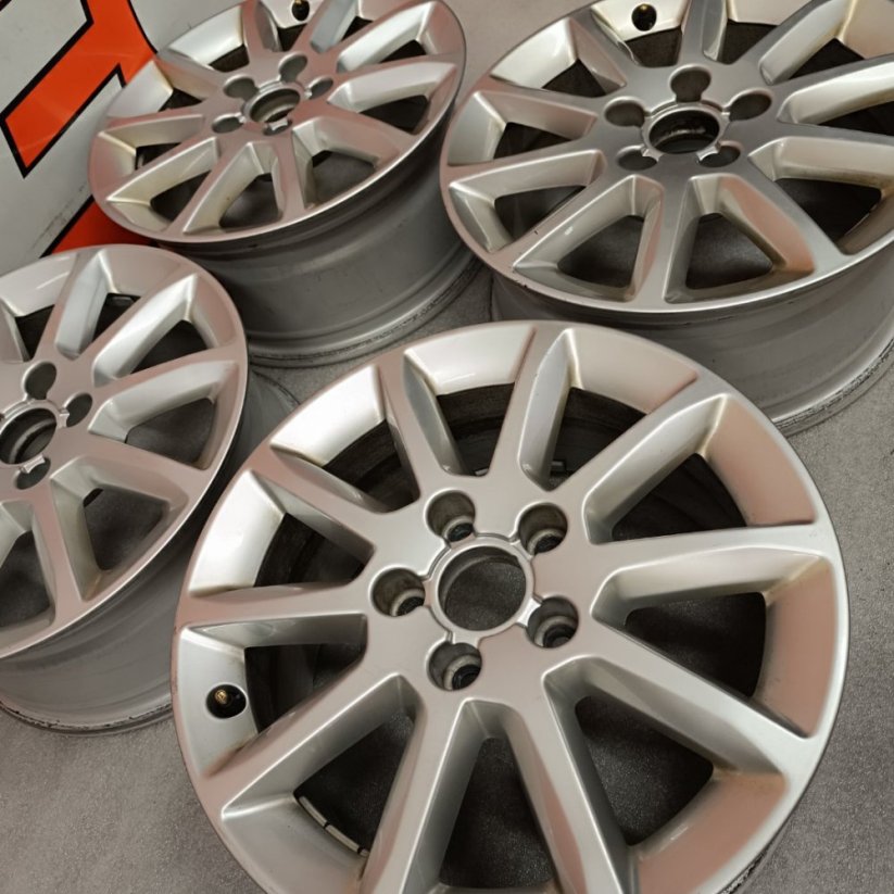 Originální alu kola na Audi A4 7Jx16'' , R16 ET46
