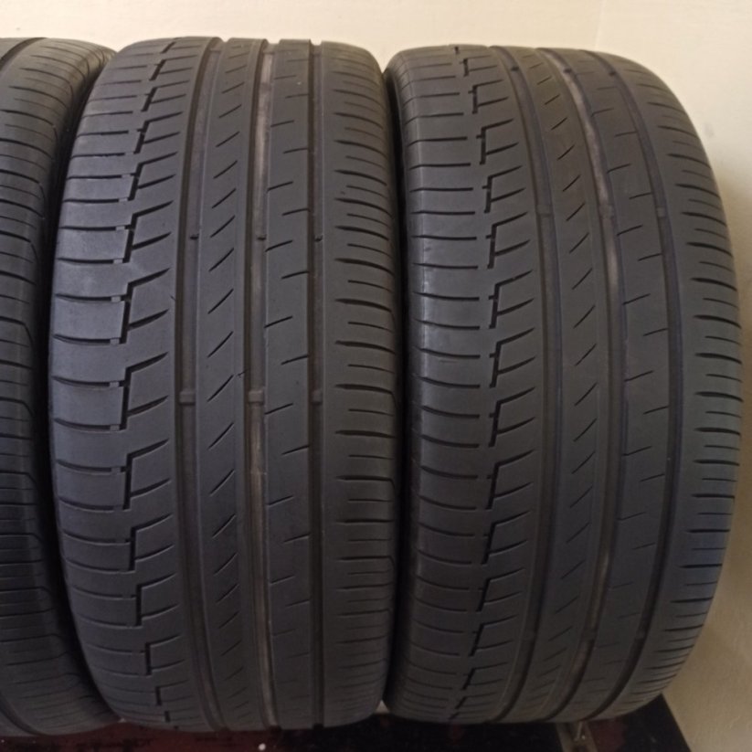 Continental PremiumContact 255/45 R20 105H 3-4 mm (Bazarové)