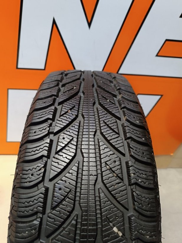 Kola Mazda CX-5, 7x17'' 5x114,3 , ET50, zimní pneu