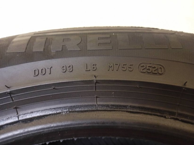 Pirelli 215/60 R17 96H 4,5-5,5mm (Použité)