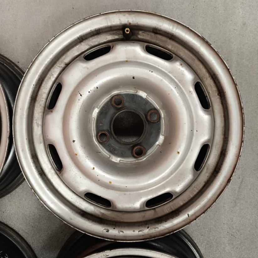 Ocelové disky Volkswagen 6Jx14'' , R14, 4x100 ET45