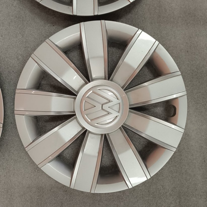 Poklice Volkswagen UP 14" TOP STAV (použité)